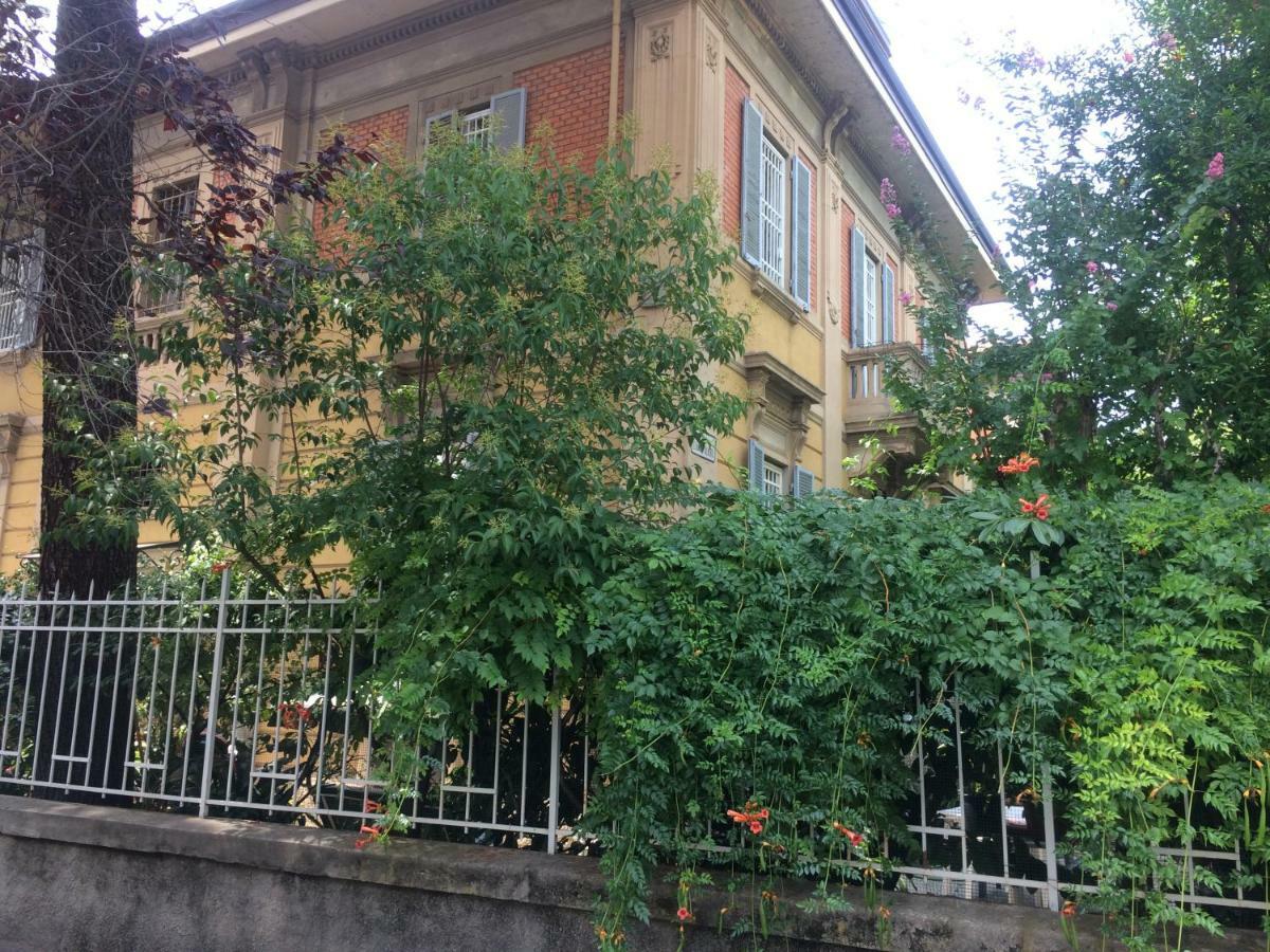 Golden House Apartment Bologna Bagian luar foto